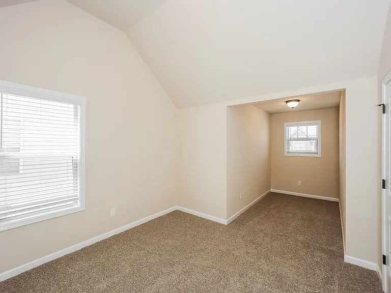 2386 Walker Dr — Photo 12