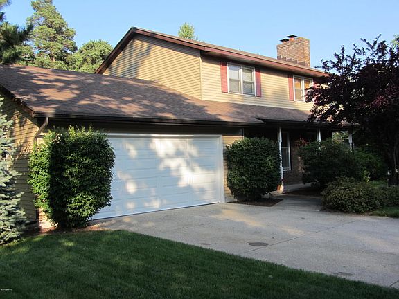 2nd image of 907 N Kingwood Ct