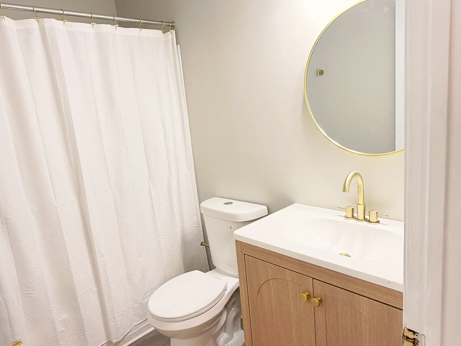 3 bed, 2.5 bath, 2615 sqft, $2,700 — Photo 3