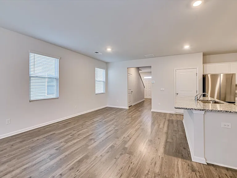 2892 Calli Crossing Dr — Photo 7