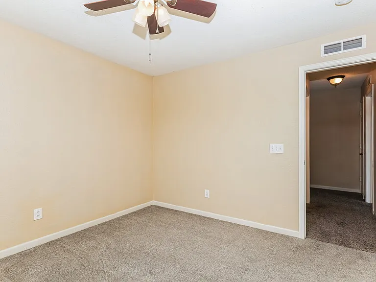 720 Treyburn Lakes Way — Photo 9