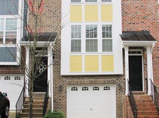 1020 Summerhouse Rd, Cary, NC 27519