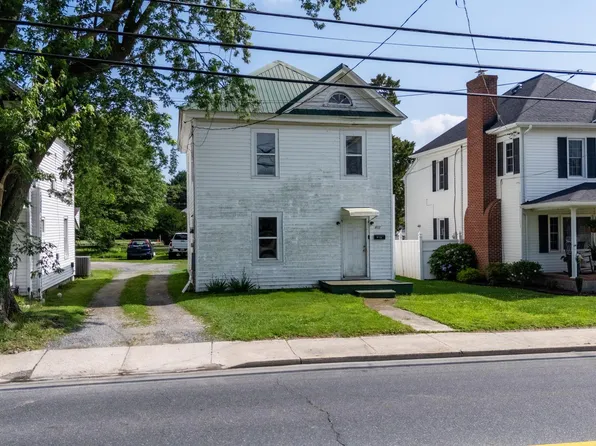 802 E State St, Delmar, MD 21875