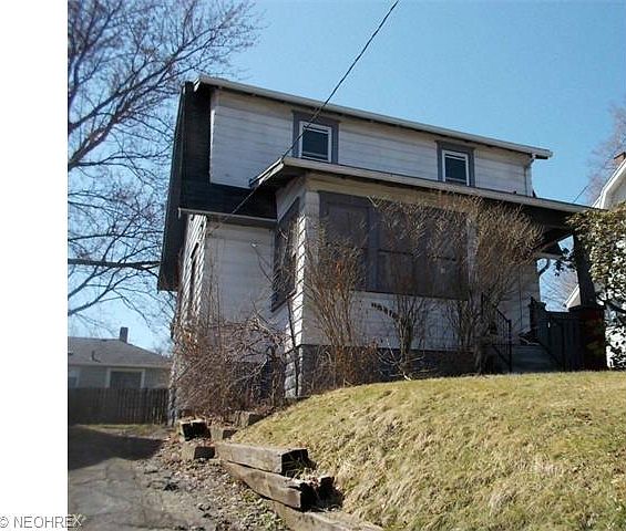 1st image of 1878 Newton St