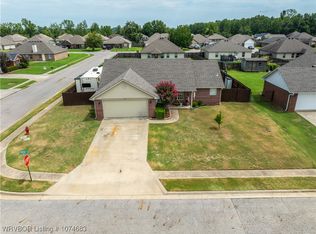 1652 Courtney Ln, Alma, AR 72921