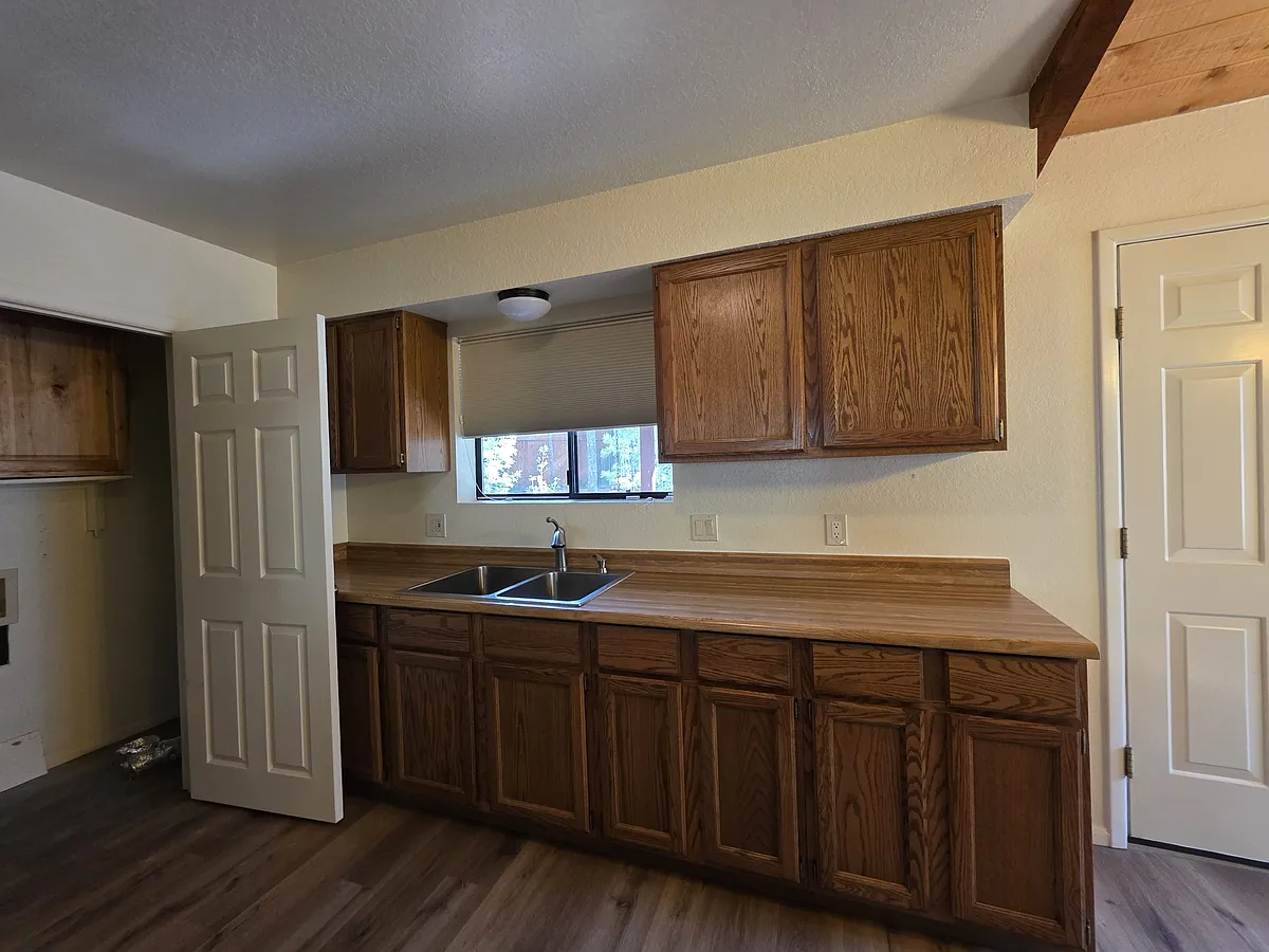 Building Photo - 5786 Mule Deer Way