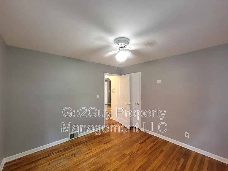 23331 Oak St — Photo 24