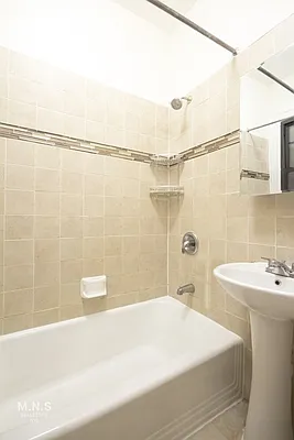 Rented by MNS | media 17