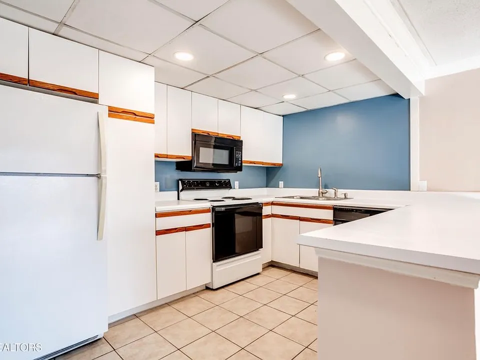 2749 Sullins St #B309