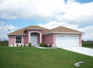 2502 62nd St W, Lehigh Acres, FL 33971