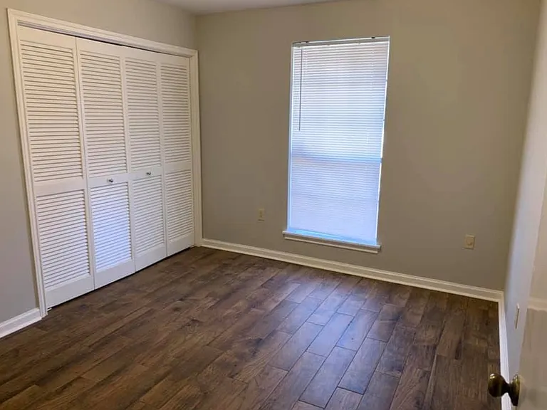 1416 Quail Hollow Dr — Photo 12