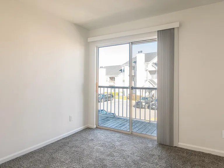 Latitudes Apartments — Photo 18