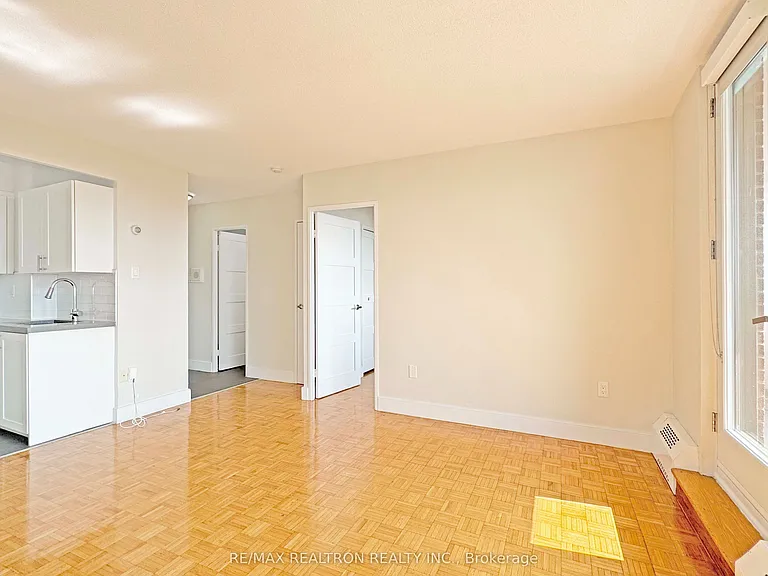 666 Spadina Ave #1001 — Photo 4