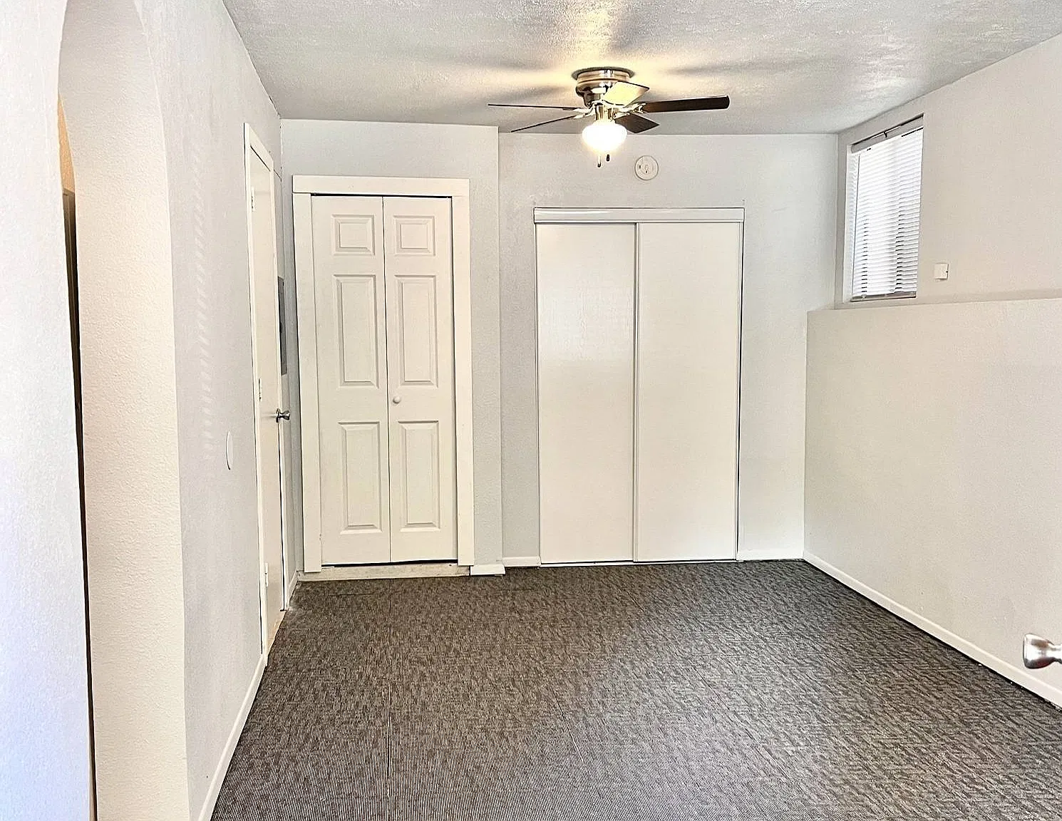 Studio, 1.0 bath, $1,100 — Photo 2