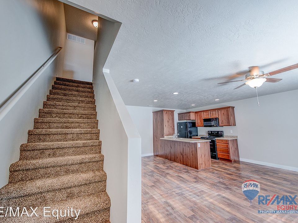 1st image of 14358 S Ashburn Way