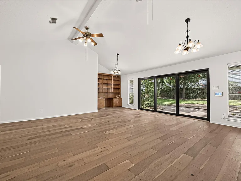 12411 Pinerock Ln — Photo 17