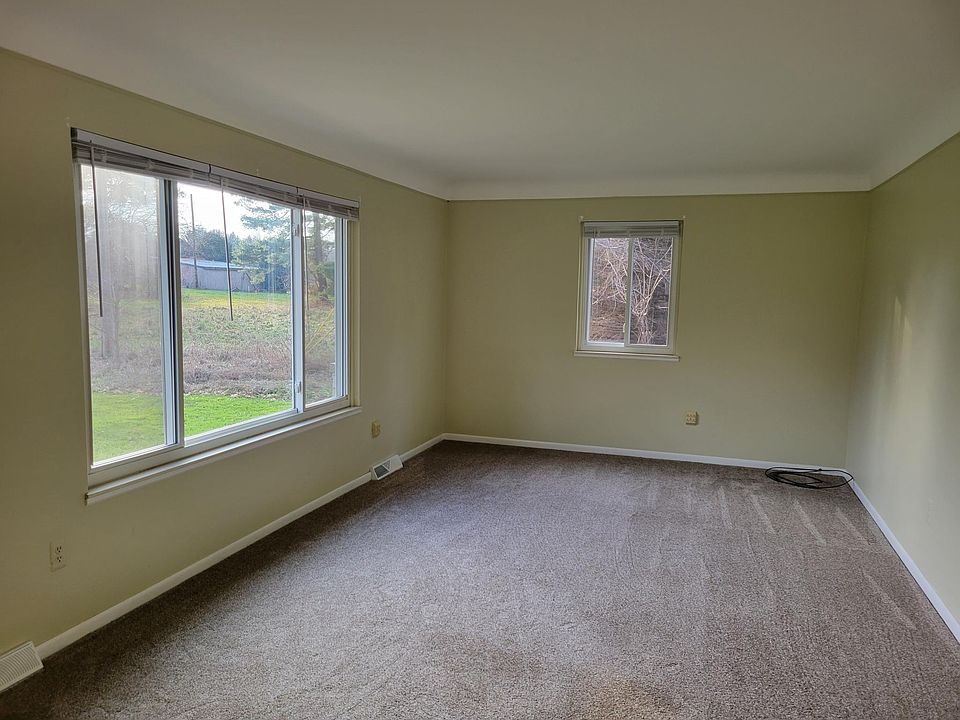 3932 Mason Rd, Howell, MI 48843 Zillow