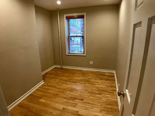 Rented by Rapid Realty Sunset Park Inc | media 38