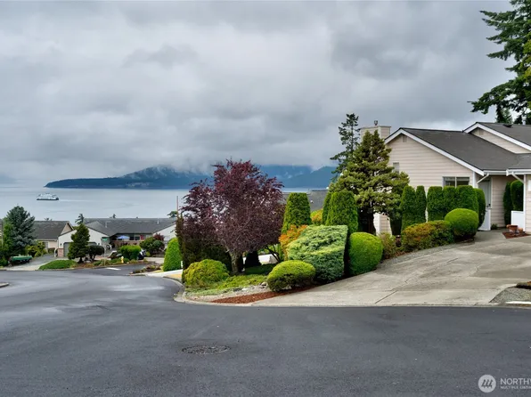 4303 Glasgow Way, Anacortes, WA 98221