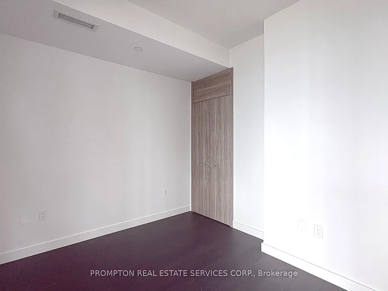18 Esther Shiner Blvd #3208 — Photo 25