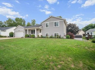 1338 Scott Creek Dr NE, Belmont, MI 49306