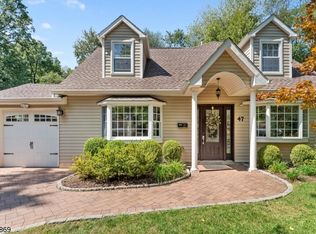 47 Manor Dr, Livingston, NJ 07039