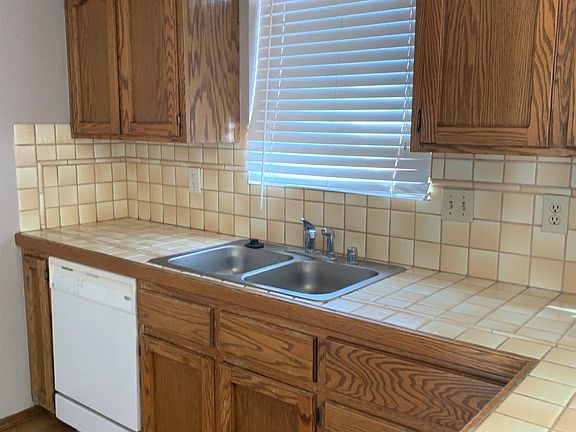 5th image of 3741 Chiricahua Dr