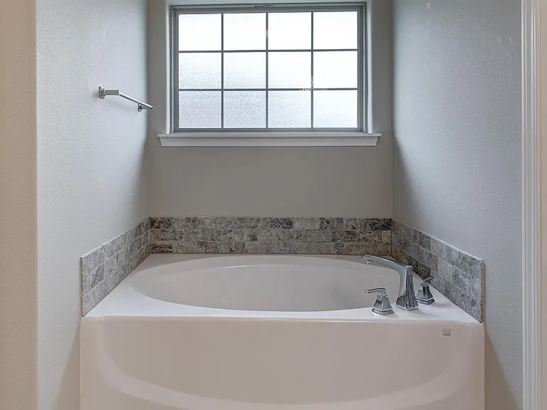 2030 Mardale Cir — Photo 25