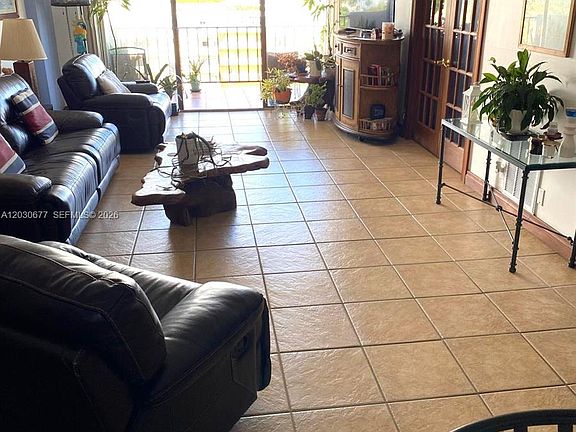 3rd image of 3545 NE 166th St APT 908