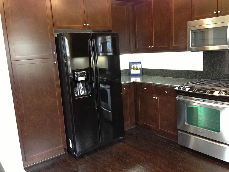 827 E Promenade #A — Photo 7