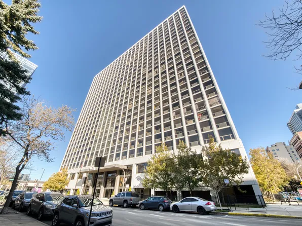 4343 N Clarendon Ave APT 1016, Chicago, IL 60613