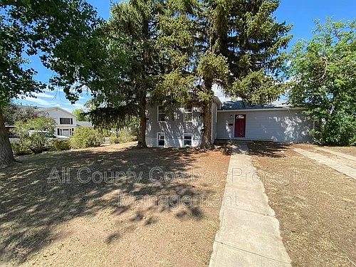1203 Canby St Photo 1