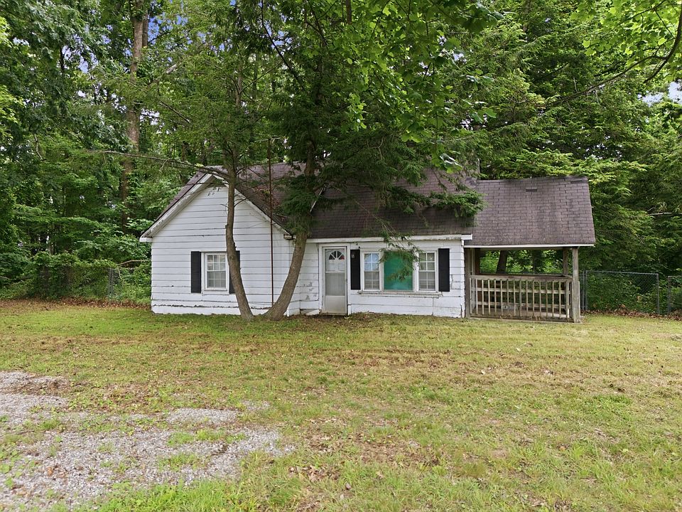1st image of 3811 Old Greenbrier Pike