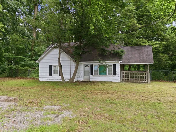 3811 Old Greenbrier Pike, Springfield, TN 37172