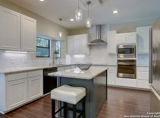 25675 Green River Dr, San Antonio, TX 78260