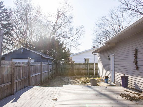 3rd image of 3 Thomas Ave