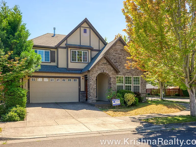 13686 NW Henninger Ln — Photo 2