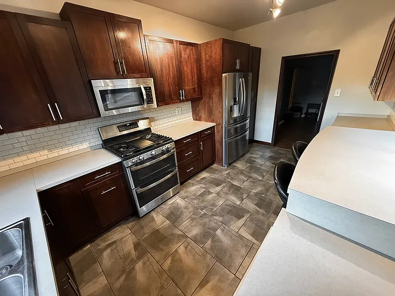 319 Amabell St — Photo 19