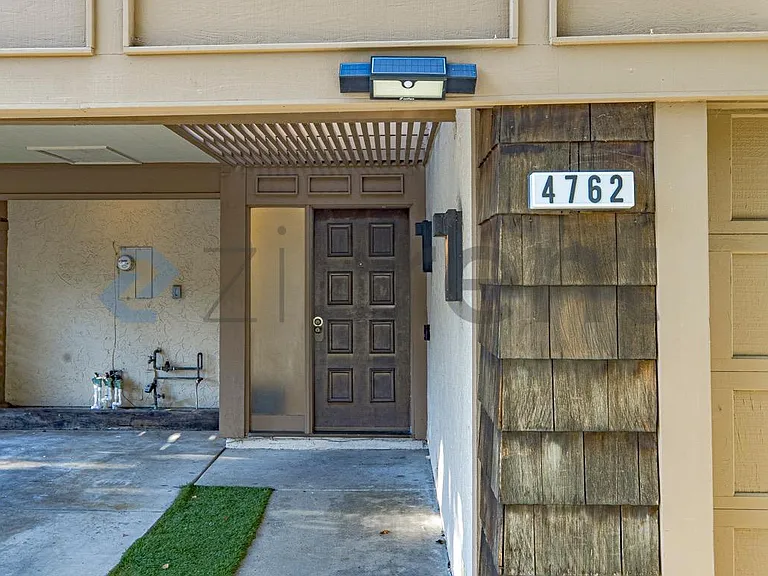 4762 Rio Rita Way — Photo 2