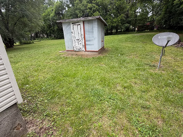 441 W Church St — Photo 18