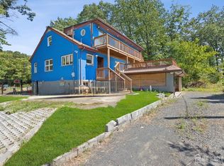 13 McLellan Ct, East Brunswick, NJ 08816