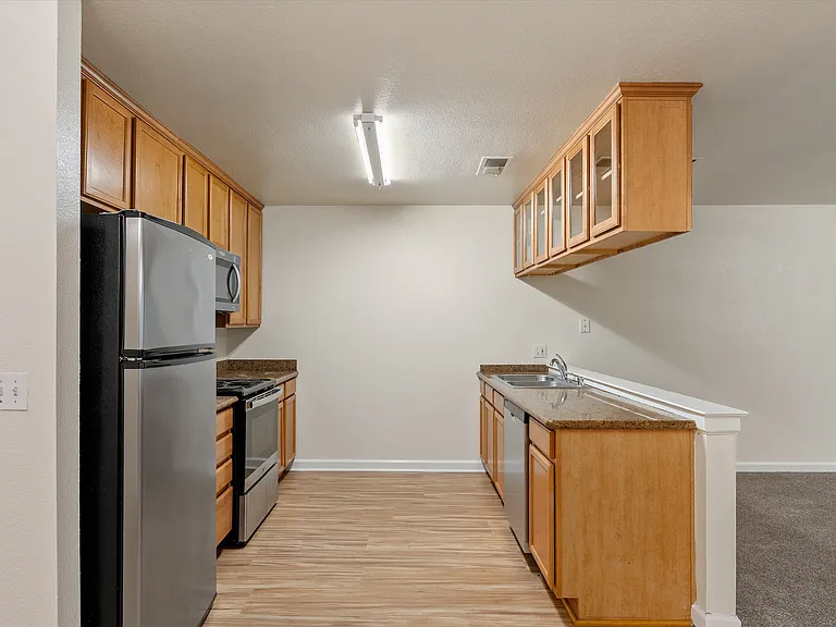 1114 Nord Ave #36 — Photo 9