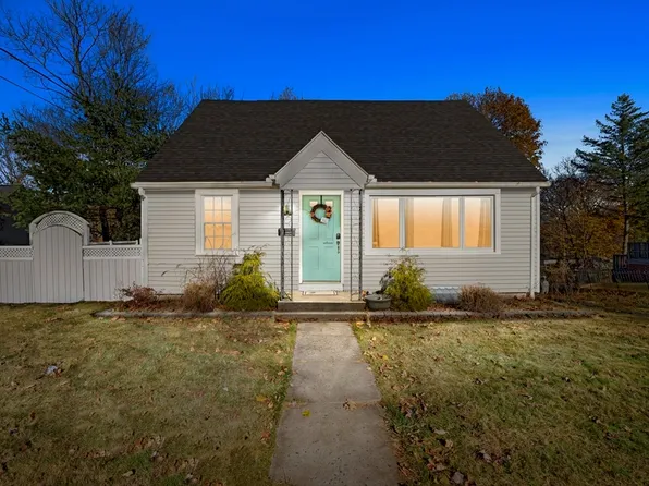 60 Prouty Ln, Worcester, MA 01602