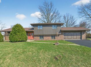 185 N Dewey St, Coal City, IL 60416