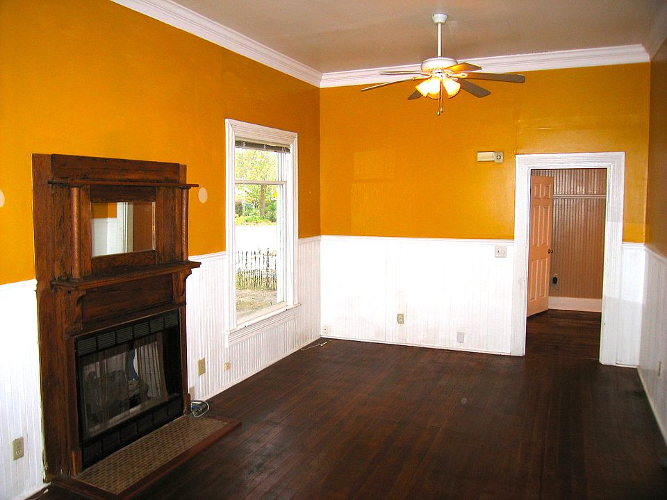 1st image of 505 SE Tuscawilla Ave