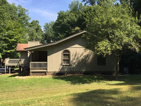3rd image of 10727 Lake Forest Dr