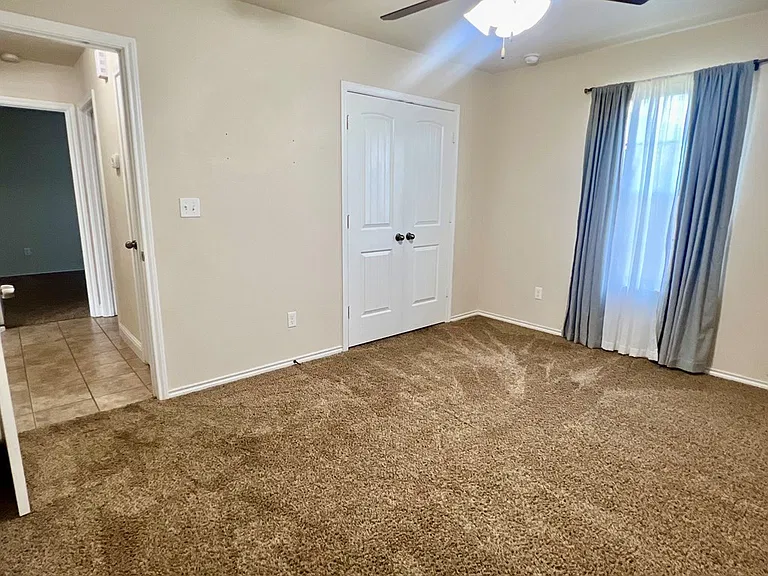 303 Koufax Ct — Photo 16
