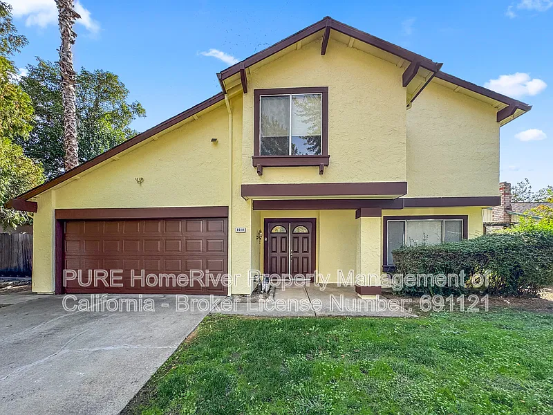 1510 Woodridge Oak Way