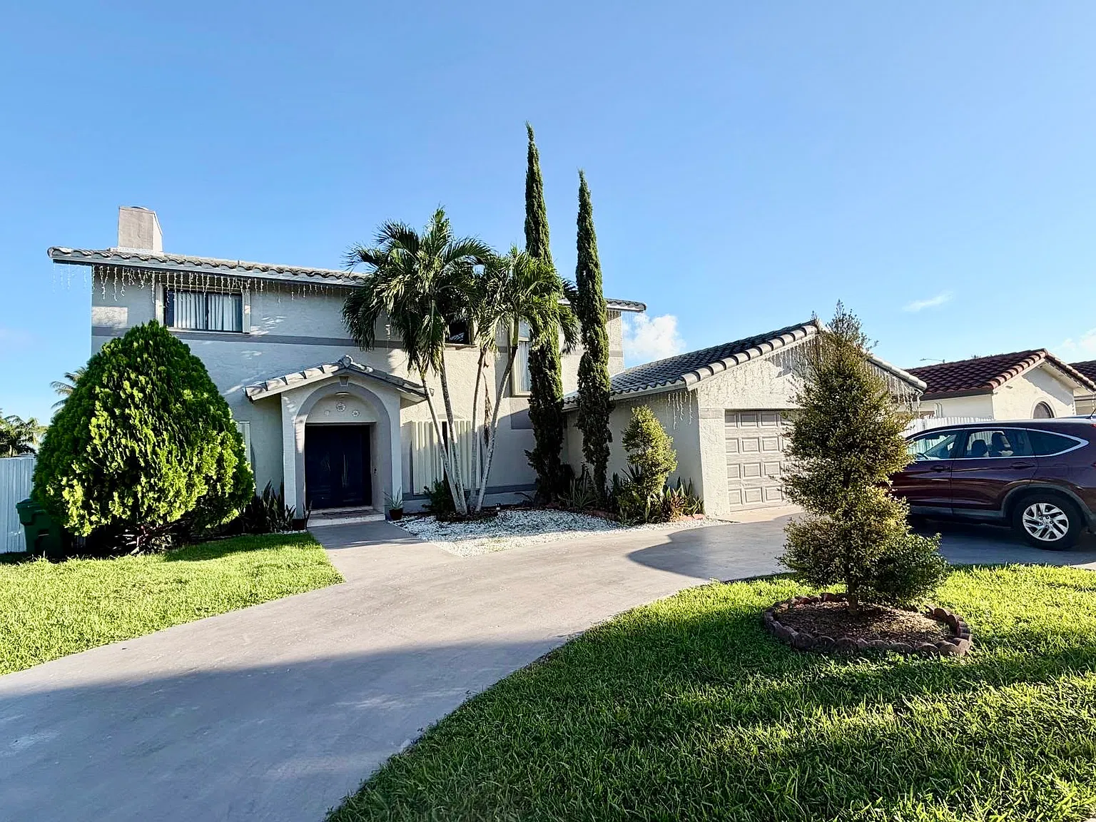 5 bed, 2.5 bath, $3,700 — Photo 4