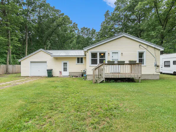 2305 Ewing Rd, Twin Lake, MI 49457
